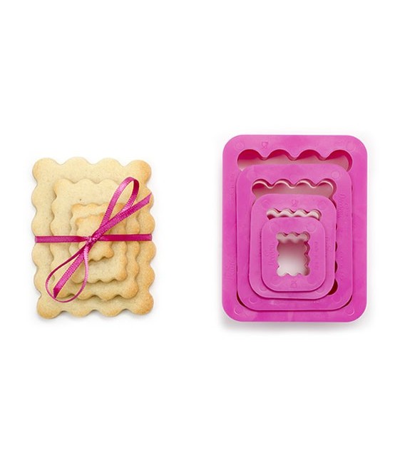 SET 4 TAGLIAPASTA RETTANGOLO FESTONATO