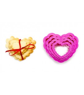 SET 4 TAGLIAPASTA CUORE FESTONATO